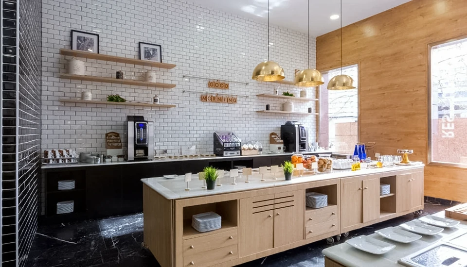 هتل هالیدی این تفلیس